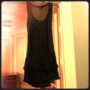 Perfect little black dress!